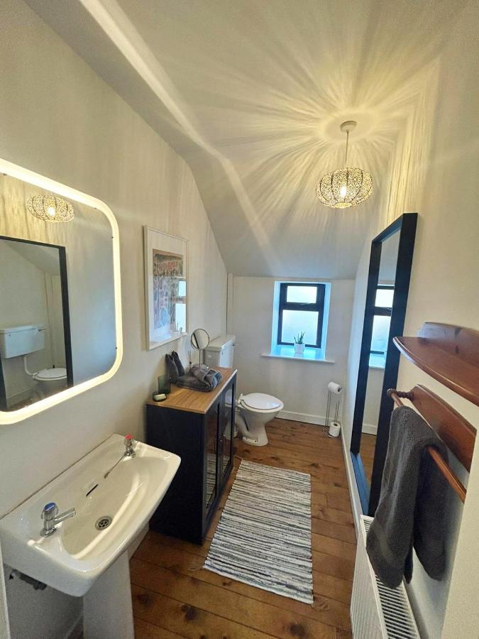Foxy View In Dingle Town! Villa Exterior photo